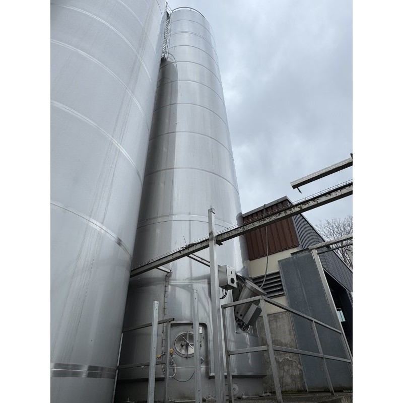 Edelstahlbehälter 150 cbm von Sielmann