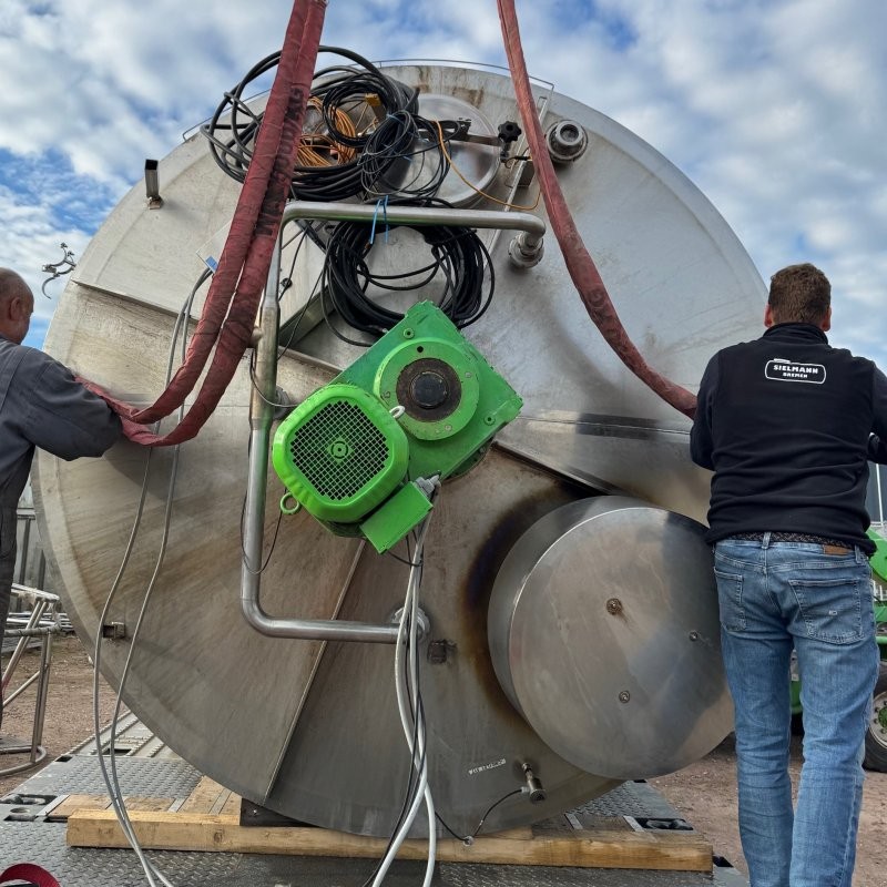 Edelstahlbehälter 30 cbm von Sielmann