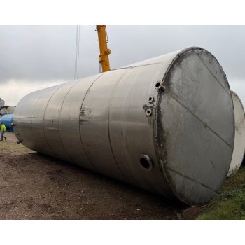 Edelstahlbehälter 150 cbm von Sielmann